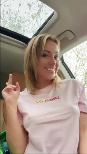 Fuck Doll Say Hi If U Would Fuck Me In The Car Porn Video