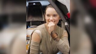 daisy Ridley is beyond cute