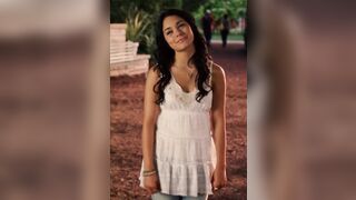 Nice-looking Gals: Vanessa Hudgens