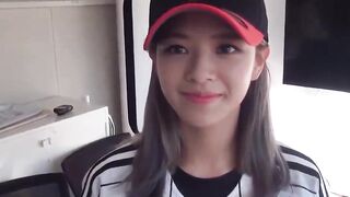 Nice-looking Gals: Yoo Jeongyeon