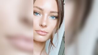 Nice-looking Gals: Chandler bailey