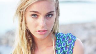 Nice-looking Gals: Elizabeth Turner