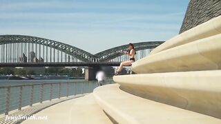 Public Flashing: Sexy nude Blogger flashing her vagina in the street