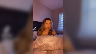 tiktoker fingering herself - Girls Masturbating