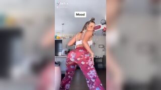 Mood - Girls In Flare Pants