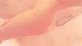 Barista: Annabellerose in the shower