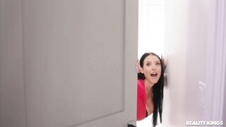 Just cleaning the bathroom - Funny