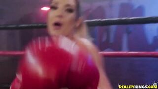 Hardcore: Bodacious Boxer