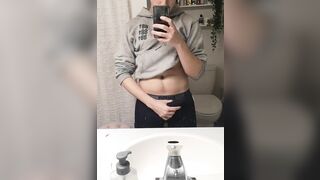Gif of me pulling it out ??