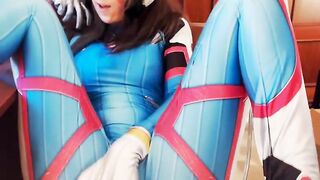 Naked Cosplay: D.Va Willing To AFK