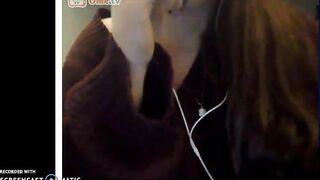 Can you see through this sweater? - Sex chats from Omegle