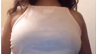 Quick flash of her perfect tits - I wish she stayed for more - Sex chats from Omegle
