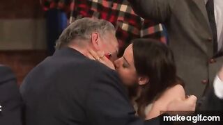One Sexy One Not: Aubrey Plaza make out
