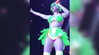 On Stage: Katy Perry's boob jiggle - Prism Journey