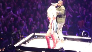 On Stage: Rita Ora bending over for Sean Paul