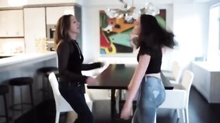 Phat Ass White Girls: Mother and daughter