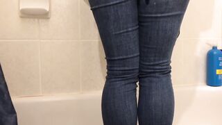 Peeing while Wearing Jeans - Pee