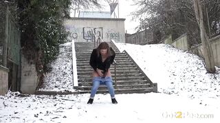 Pee: Melting the Snow