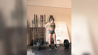 Weight lifting air traffic controller Hannah Christel - Ponytails