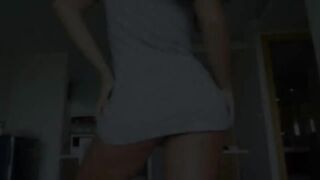 my horny stepsister twerks in kitchen and loves it